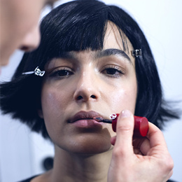 ​阿玛尼2020春夏高级定制系列妆容发布